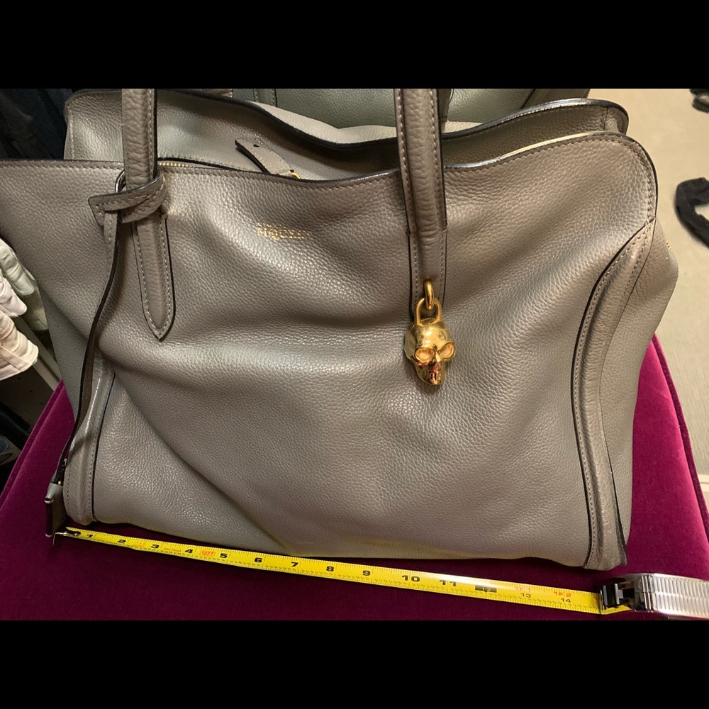 Alexander McQueen Skull Padlock Handbag Gray